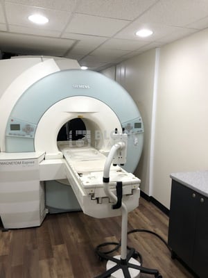 Siemens 1.5T Espree MRI [A-005537]