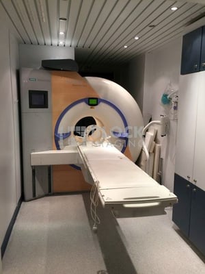 Siemens 1.5T Symphony MRI [A-004186]